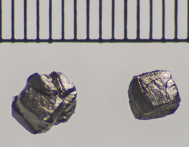 Diamond Grains from Canyon Diablo Meteorite