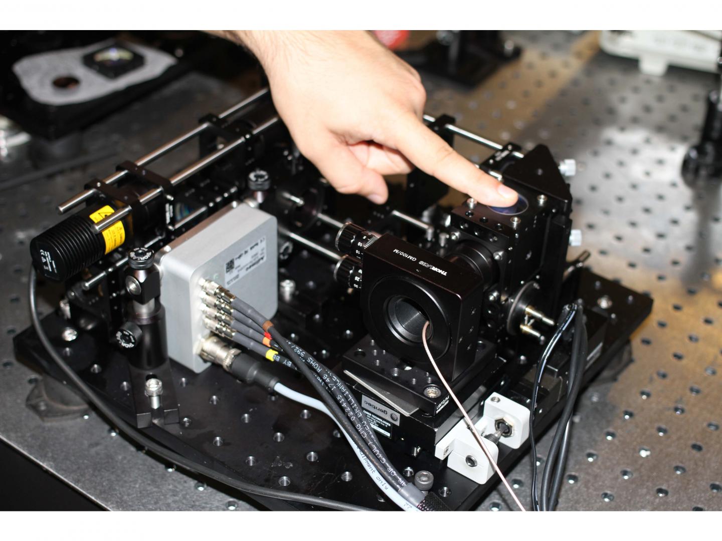 New Fingerprint Imaging System from the Langevin Institute, Paris, France