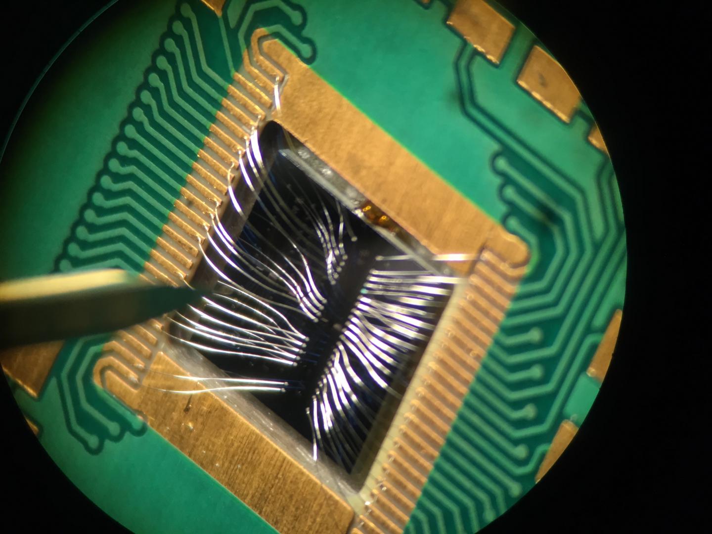Two-Qubit Silicon-Based Quantum Gate