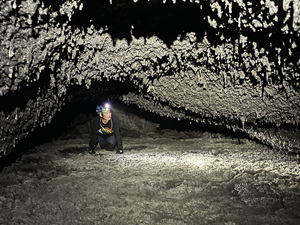 Chong explores lava tube