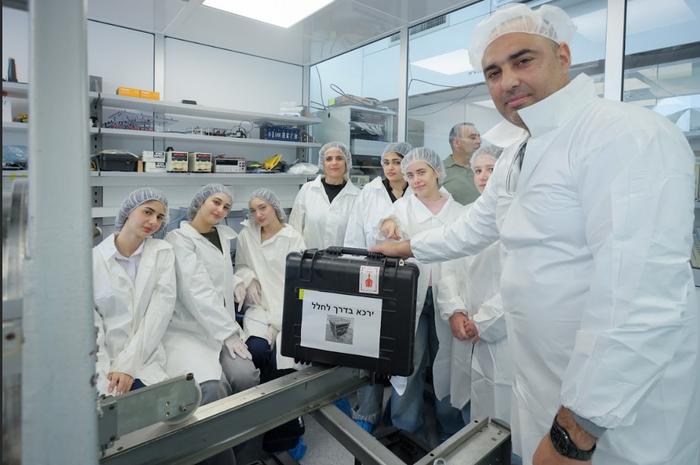 Tevel2 students testing environmental conditions at the satellite laboratory at Tel Aviv University.