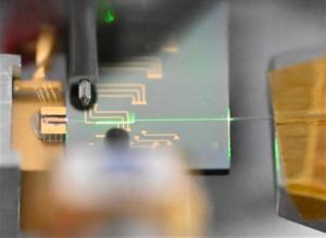 ultrafast mode-locked laser on a chip