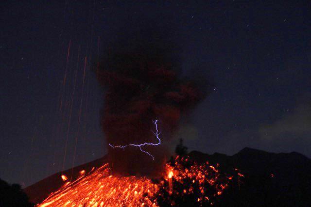 Volcanic Lightning at Sakurajima, Japan