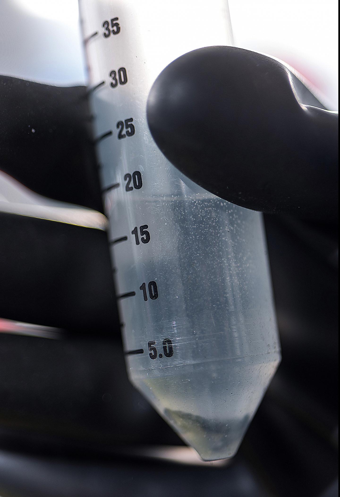 Dissolving Bulk Powders