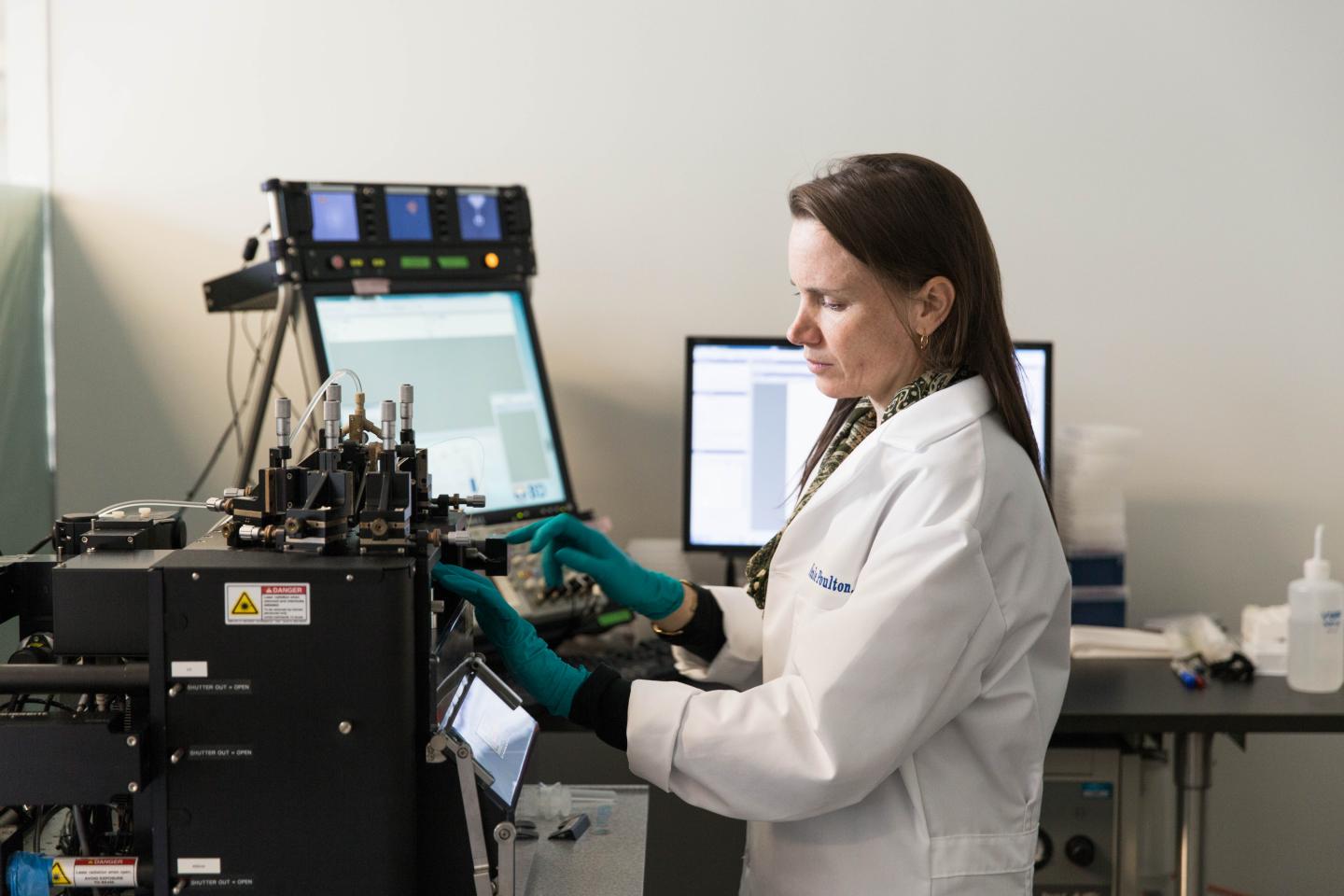 Nicole Poulton in Single Cell Genomics Center