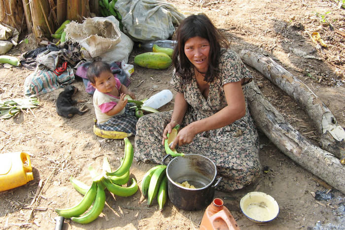 Tsimané woman and child