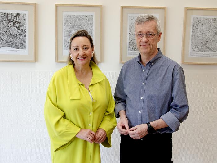 Researchers Ángela Nieto, and Joan Galcerán.