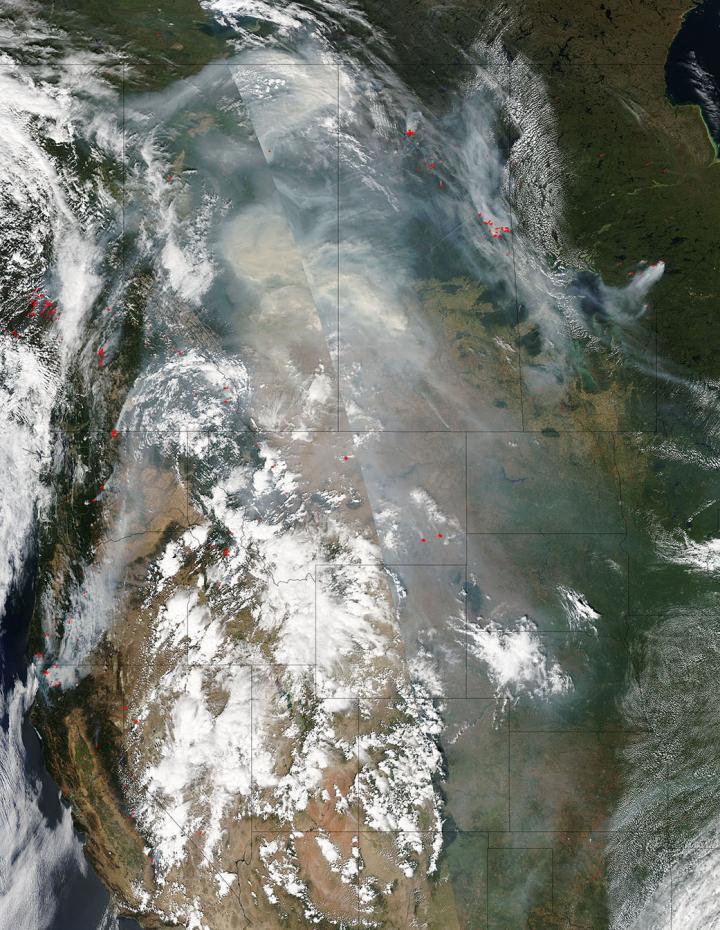 Smoke From Canadian Wildfires Billows Across Several Provinces