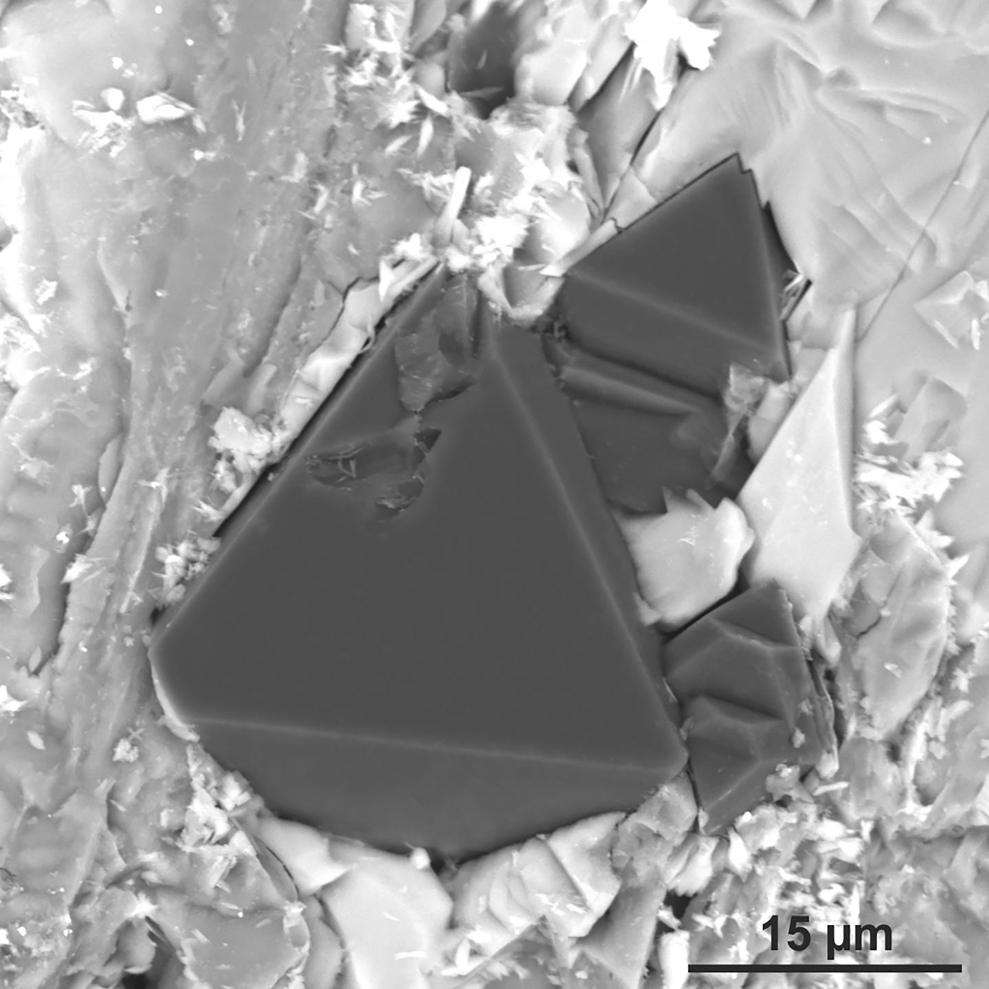 Tiny artificial Diamonds