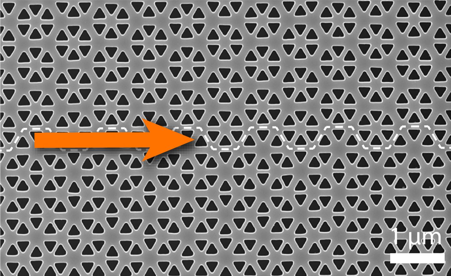 Topology Protects Light Propagation in Photonic Crystal