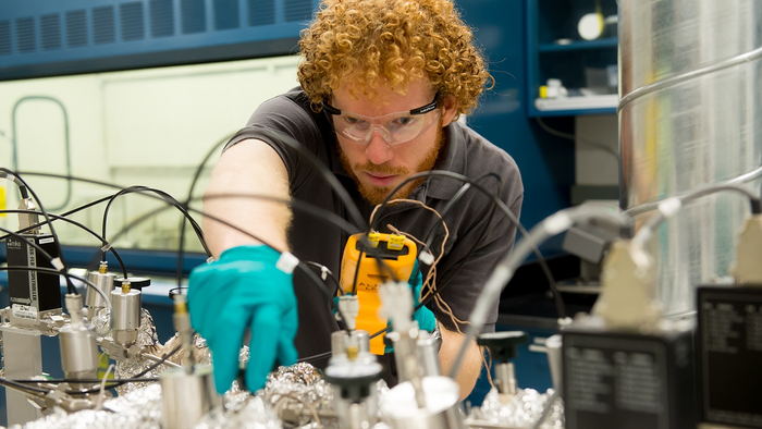 physicalscience-educationprogr-image-eurekalert-science-news-releases