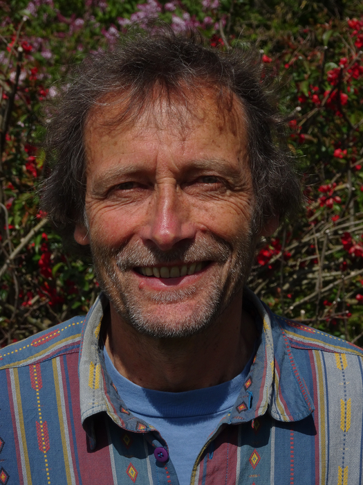 Prof. em. Dr. Michael Taborsky from the Institute for Ecology and Evolution at the University of Bern.