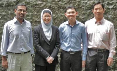 Dr. Karthikeyan Narayanan, Professor Jackie Y. Ying, and Drs. Yong Yeow Lee and Shujun Gao, IBN