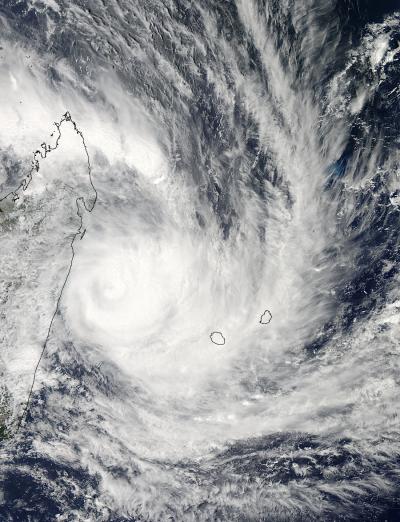 NASA Sees Cyclone Felleng Squeeze Between Madagascar and La Reunion