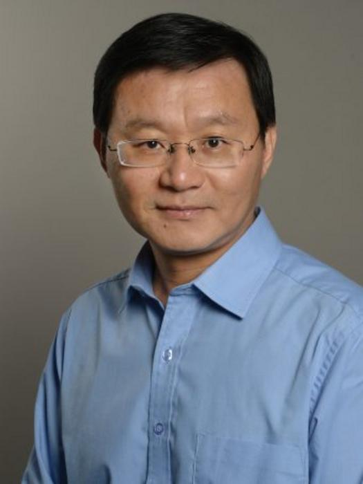 Guoliang Huang