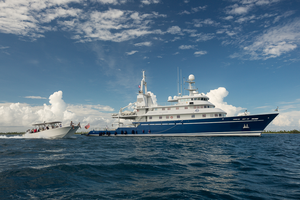 M/Y Golden Shadow with dive vessel, the Calcutta.