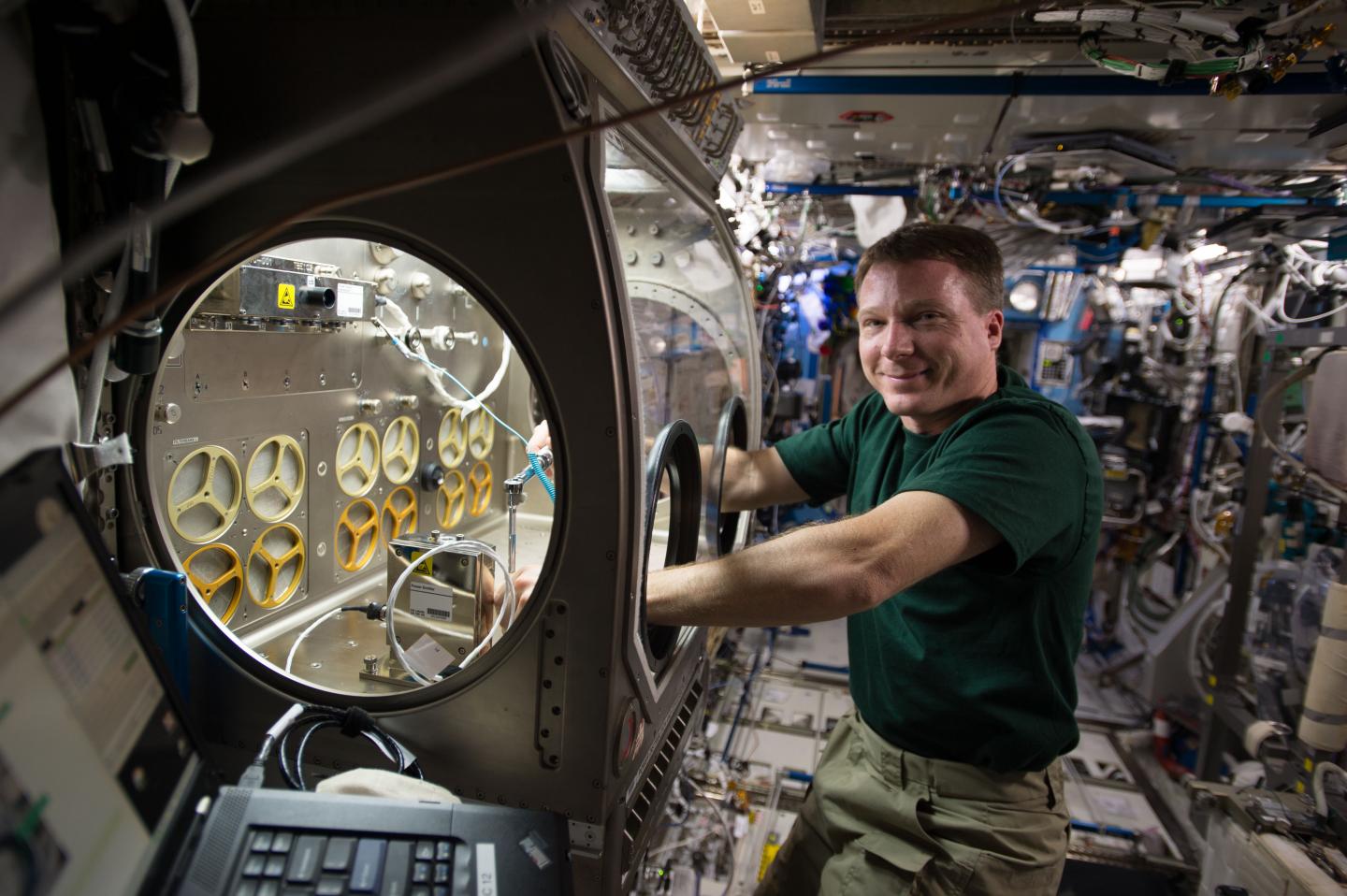Astronaut Terry Virts and the Microgravity Science Glovebox