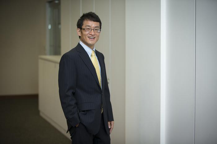 Dean of SMU School of Accountancy Professor Cheng Qiang