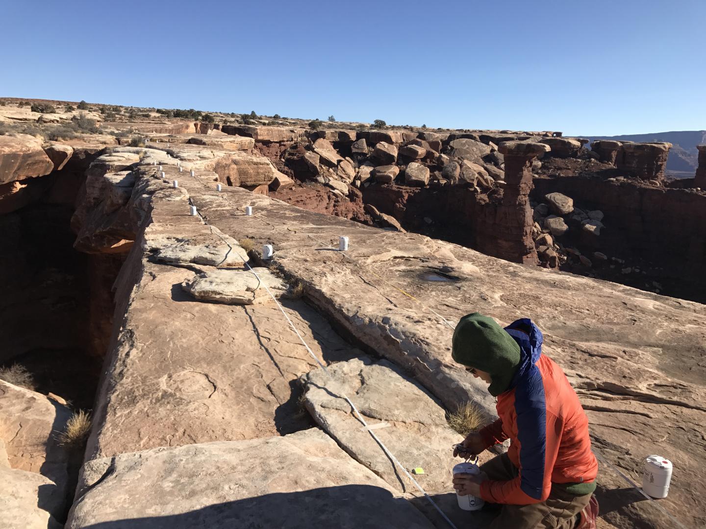 Placing Nodal Seismometers on Utah's Musselman Arch