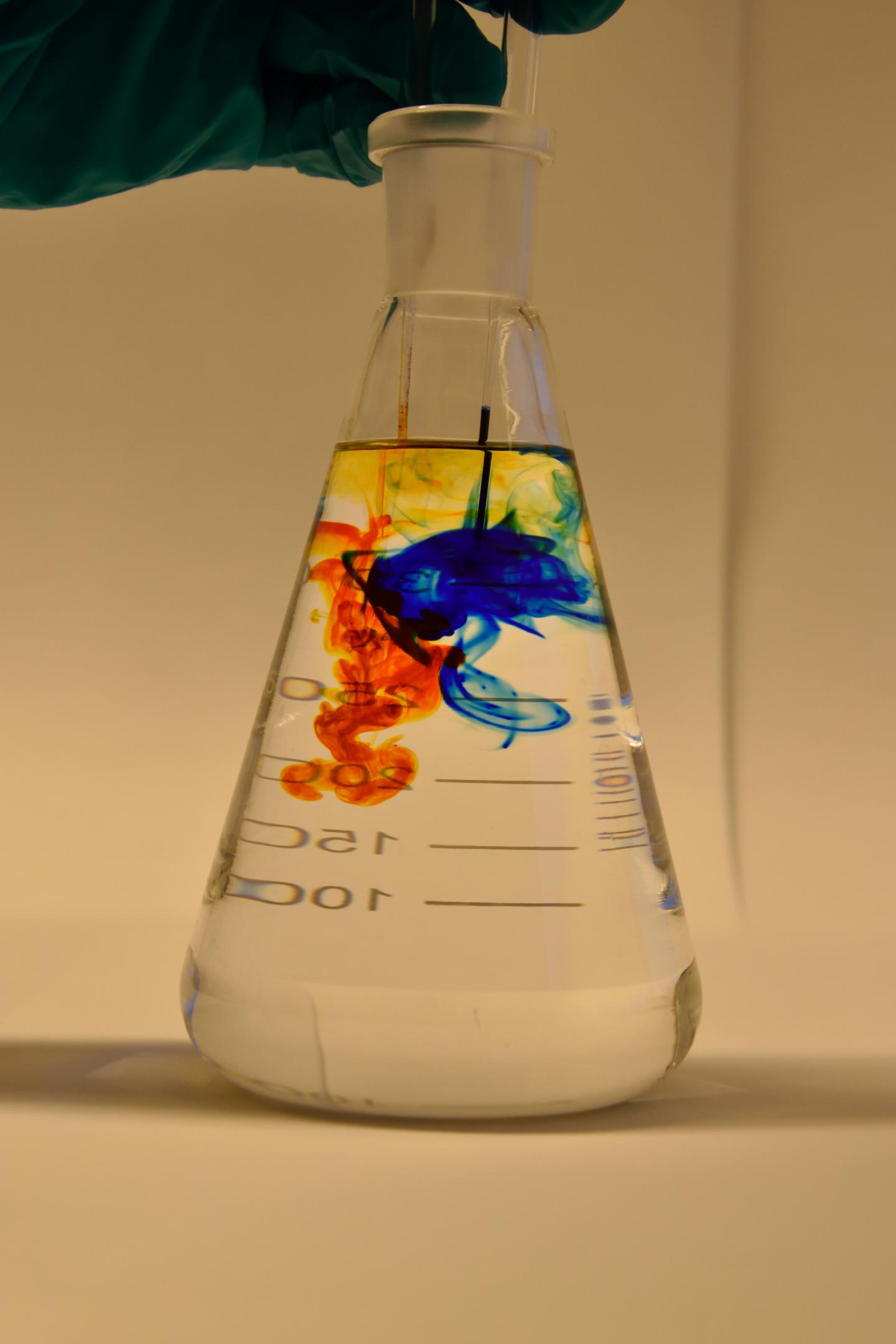 Two Types of DASAs Dropped into Dichloromethane