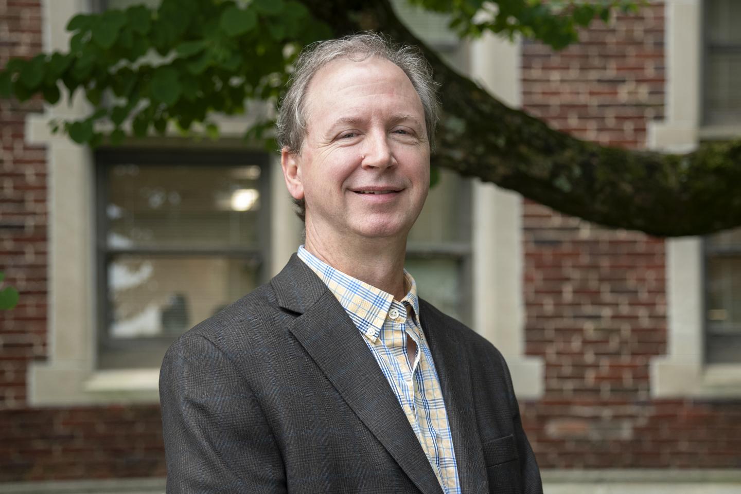 Matthew Devereaux, University of Tennessee Institute of Agriculture