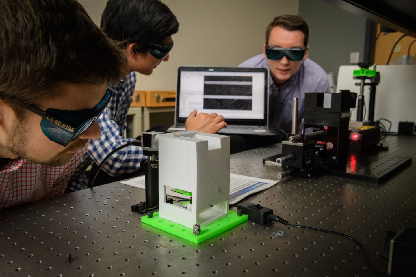 University of Connecticut Engineers Test a Prototype Holographic Field Microscope