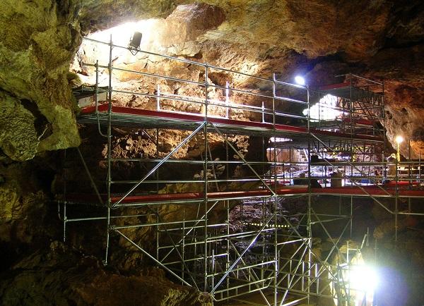 CUEVA VICTORIA