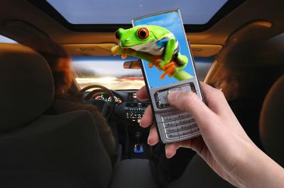 3-D Films on Your Cell Phone