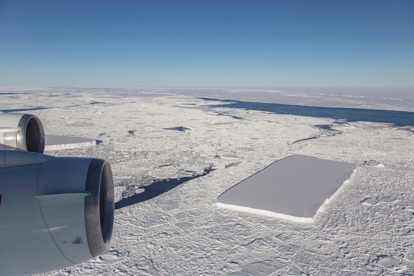 View of Icebergs from IceBridge Flight