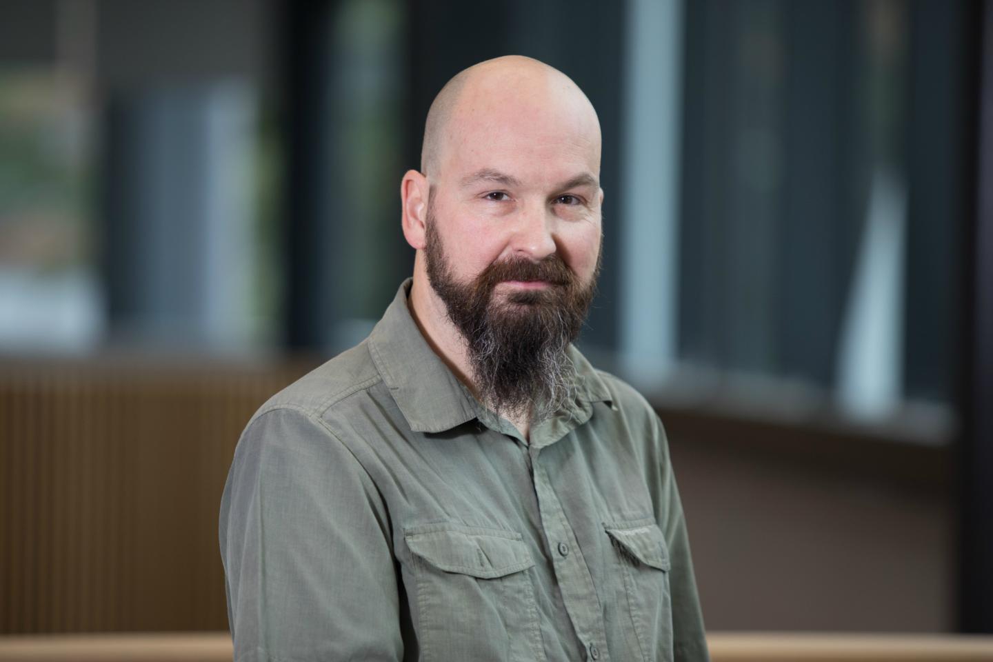 Dr. Luc Bussière, University of Stirling