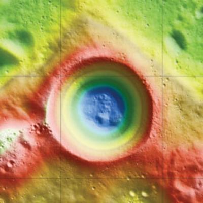 Moon's Shackleton Crater