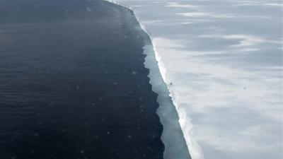 Edge of the Ross Ice Shelf