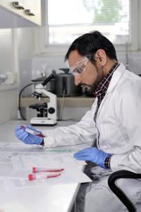 Dr. Piyush Sindhu Sharma in the IPC PAS Laboratory