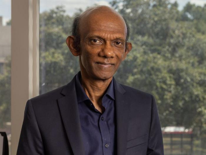 Chandra Mohan, University of Houston Hugh Roy and Lillie Cranz Cullen Endowed Professor of biomedical engineering