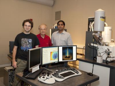 Mikhail Kats, Federico Capasso, and Shriram Ramanathan, Harvard Center for Nanoscale Systems