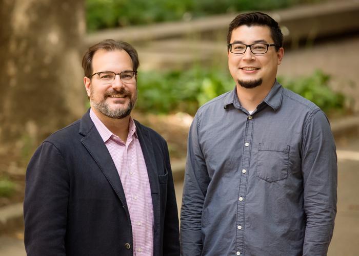 University of Illinois Entomology Professor Andrew Suarez and Postdoctoral Researcher Bill Wills