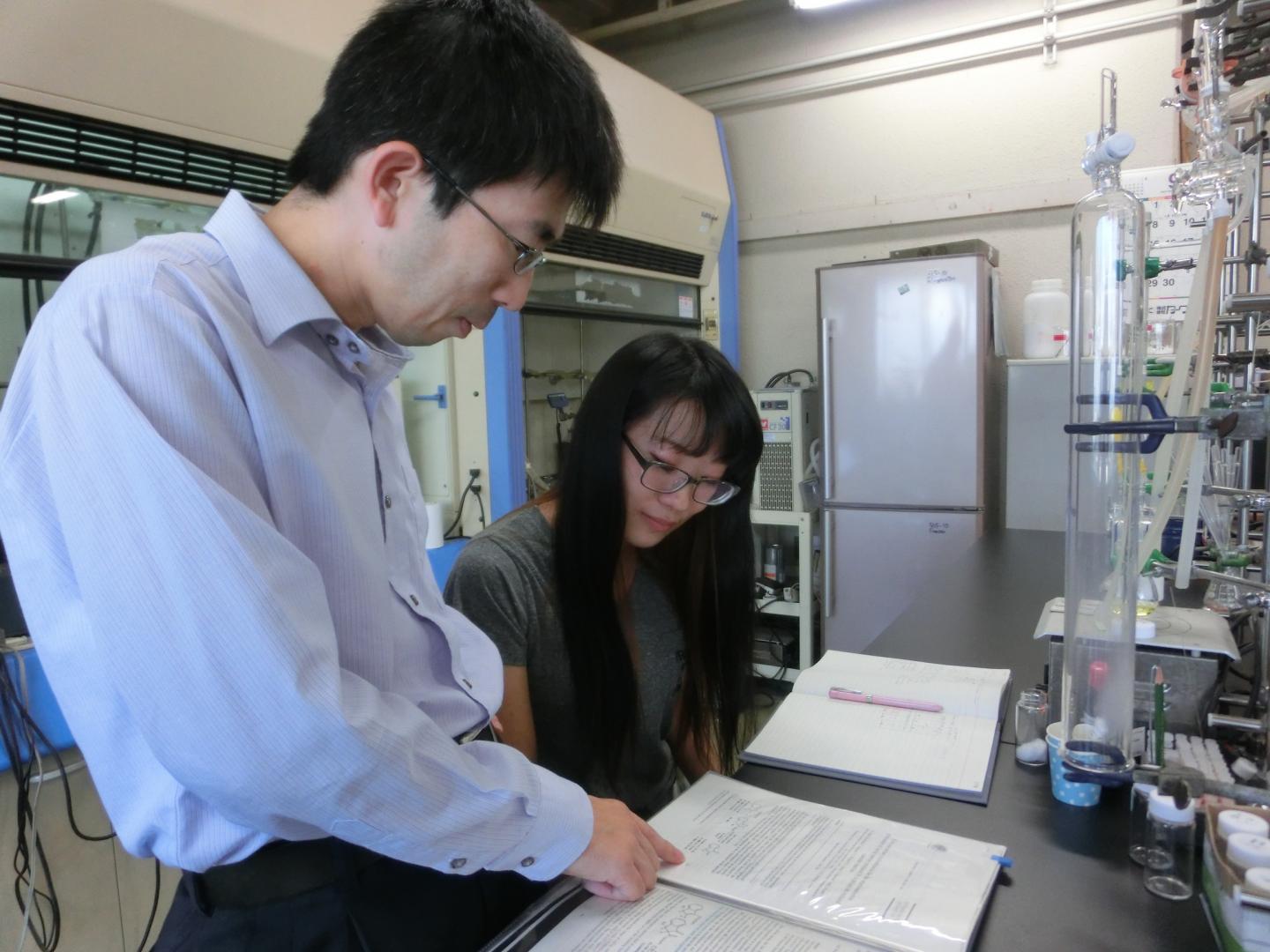 Kazutaka Shibatomi and Nozomi Sasaki