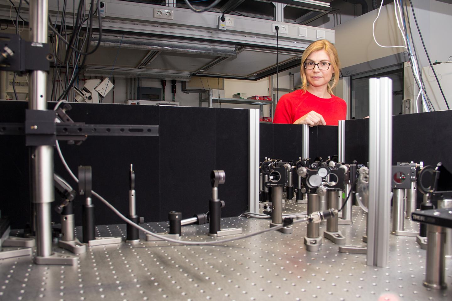 Eva Sevcsik (1 of 2)