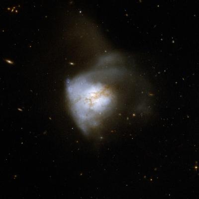 Colliding Galaxies Arp 220