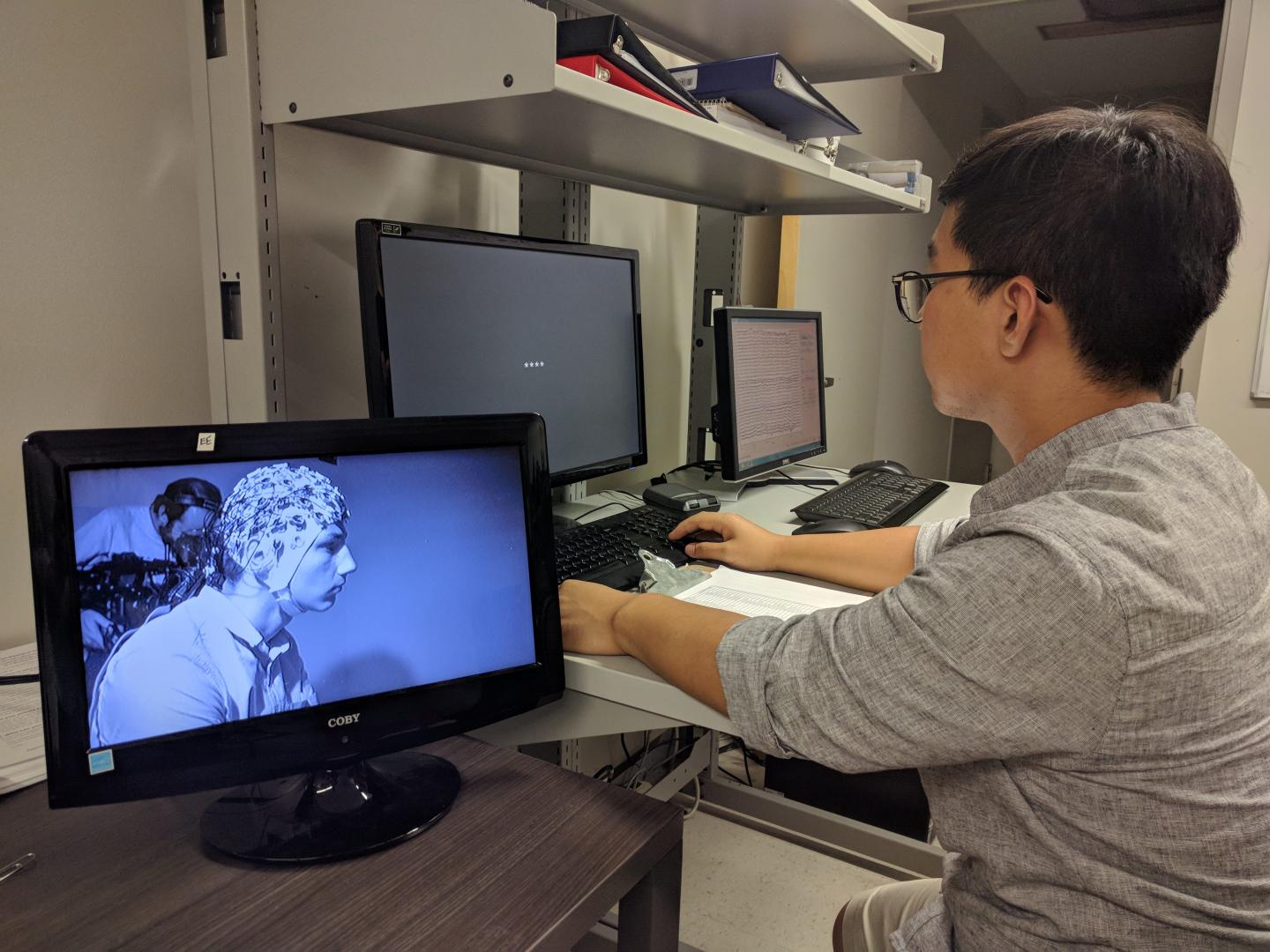 Yongtaek Oh EEG session