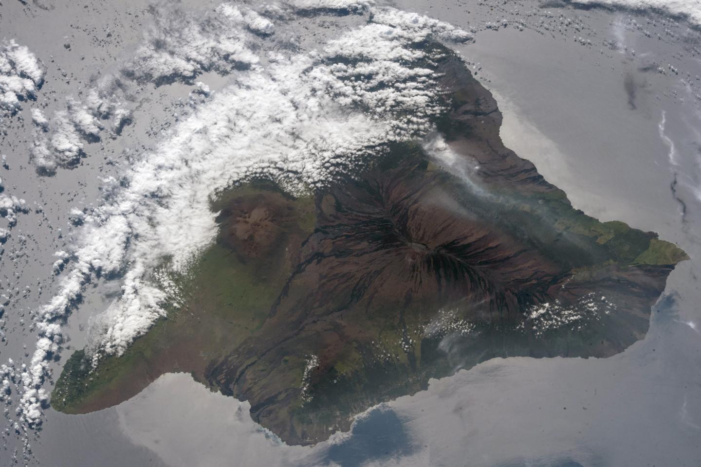 K&#299;lauea Volcano Image from Space