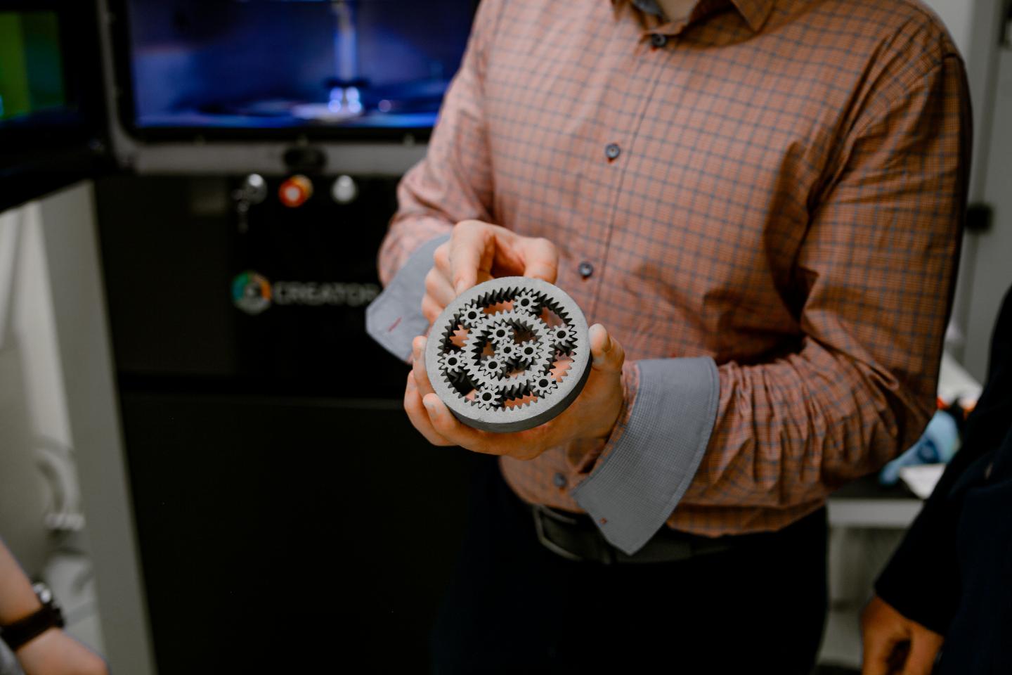 Planetary chevron gear was print with a 3D printer.