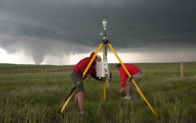 IGERT Trainees Deploy a Portable Weather Station as Part of a Study on Tornadoes