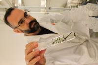 Cryopreservation with Kew Scientist Dani Ballesteros