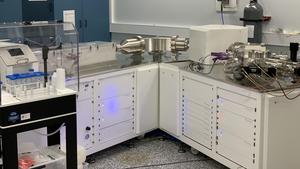 The researchers used state-of-the-art mass spectrometry equipment.