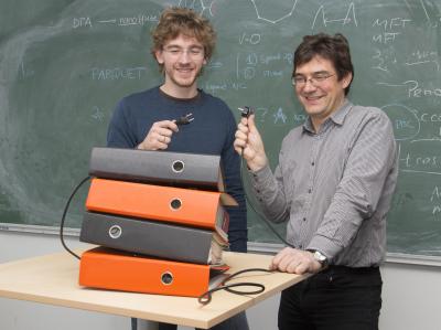 Elias Assmann and Karsten Held, Vienna University of Technology 