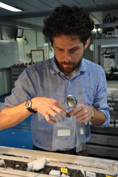 Patrick Fulton, University of California - Santa Cruz 