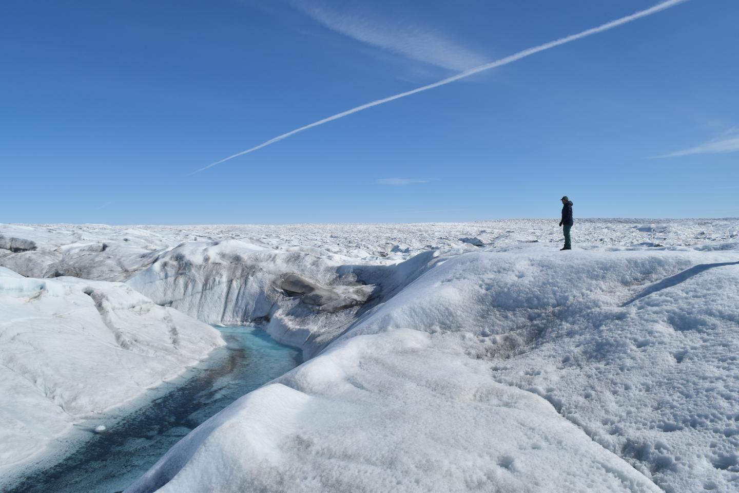 Антарктический ледниковый щит. Ледяной щит Гренландии. Гренландия ледник Ледниковый щит. Гляциология Гренландии. Ледяной ландшафт.
