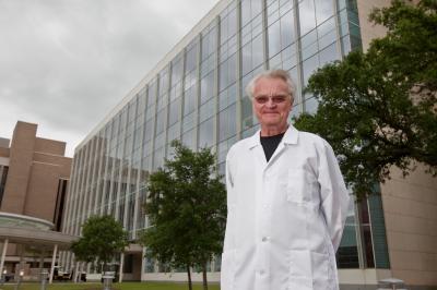 Dr. Jan-Åke Gustafsson, University of Houston