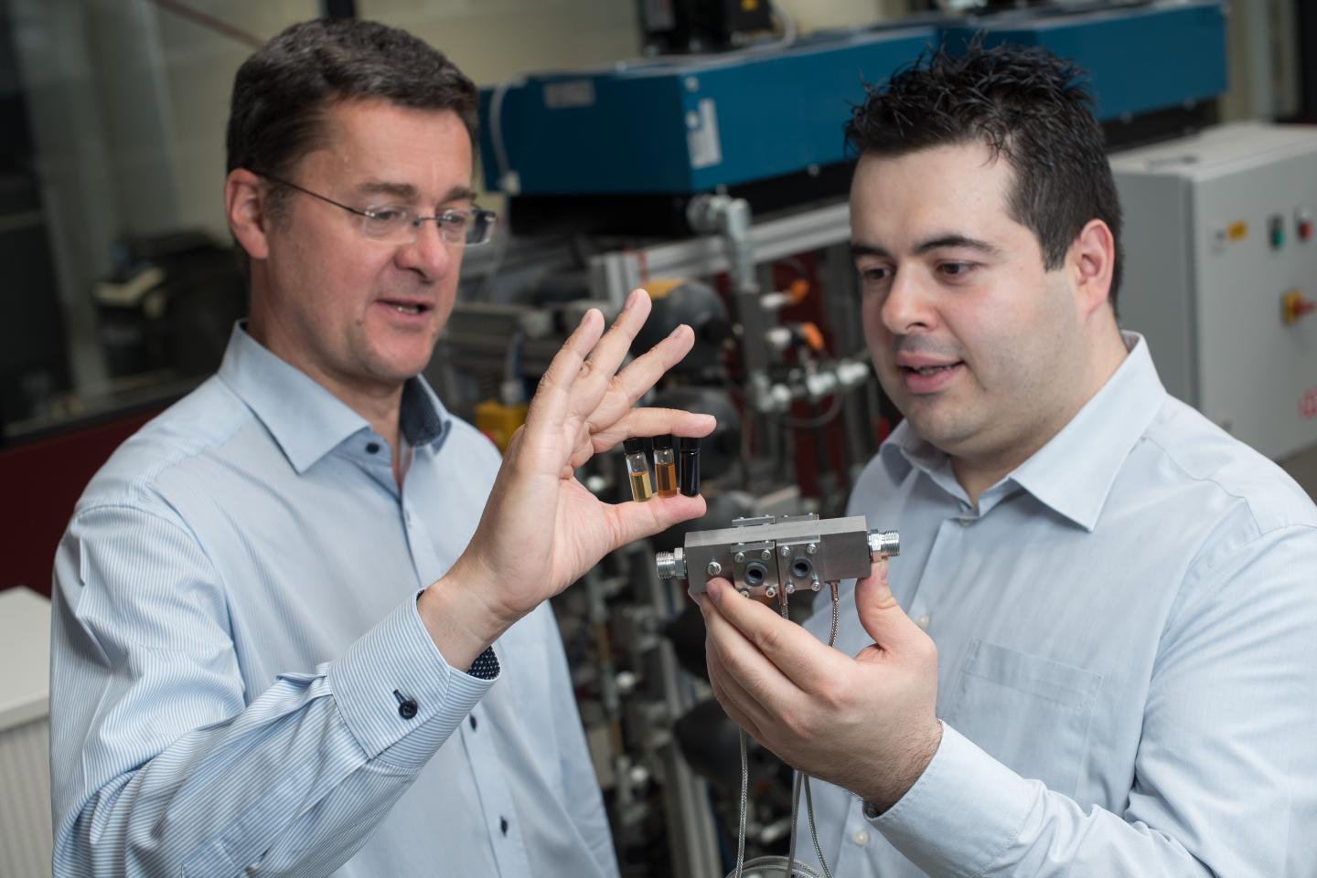 Prof. Andreas Sch&uuml;tze and Dipl.-Ing. Eliseo Pignanelli,  	Saarland University 